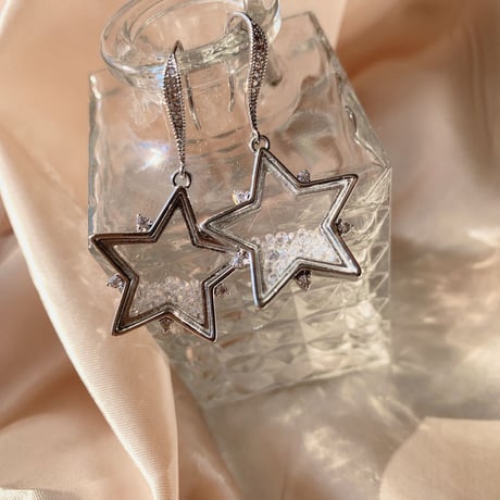 star hourglass hook pierce