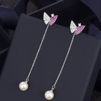 butterfly × pearl pierce