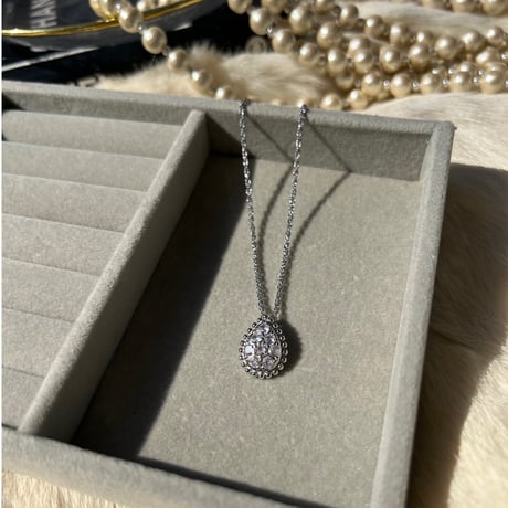 drop stone necklace