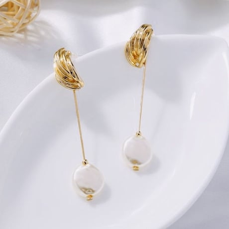 gold × baroque pearl 2way pierce