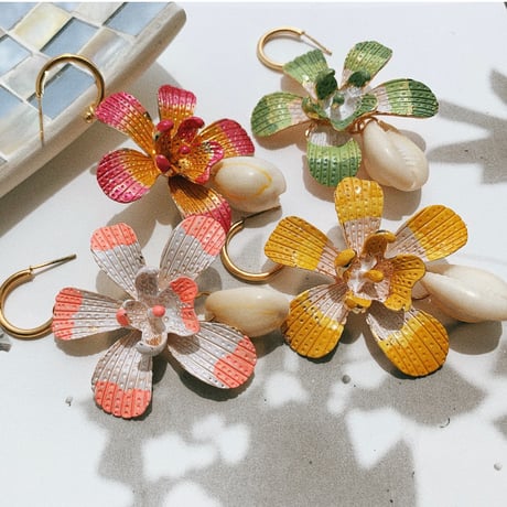 summer flower × shell pierce