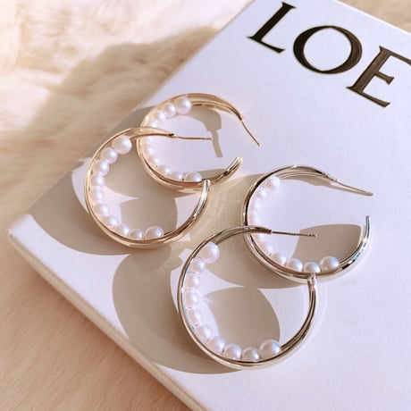 hoop in pearl pierce