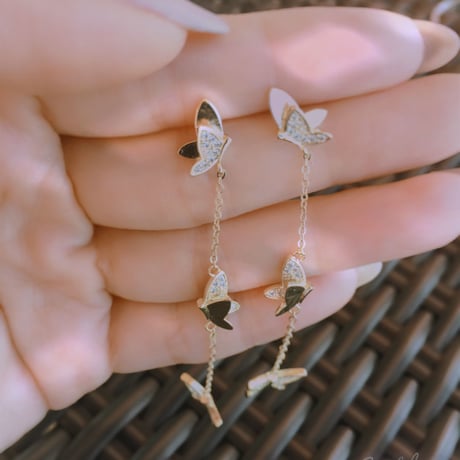 butterfly icicle  pierce