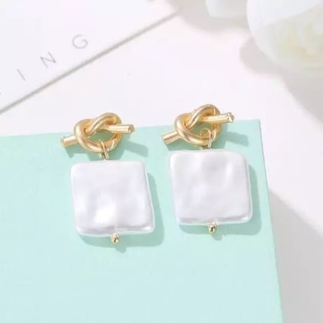 square shell pierce