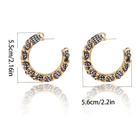 chain hoop pierce
