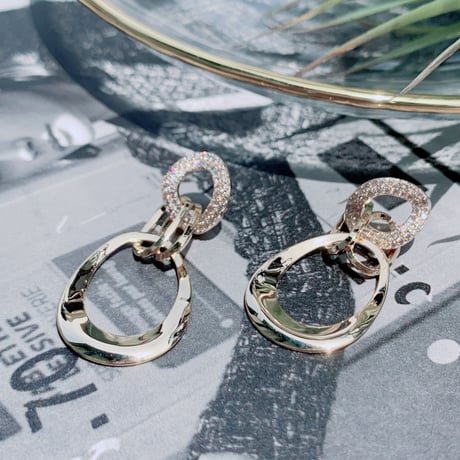 gold × stone loop  pierce