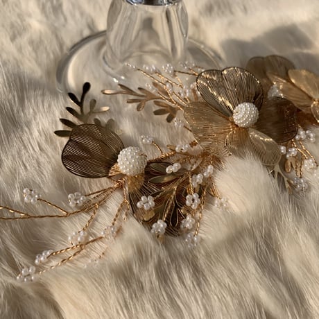 flower gold see-through hair accessory