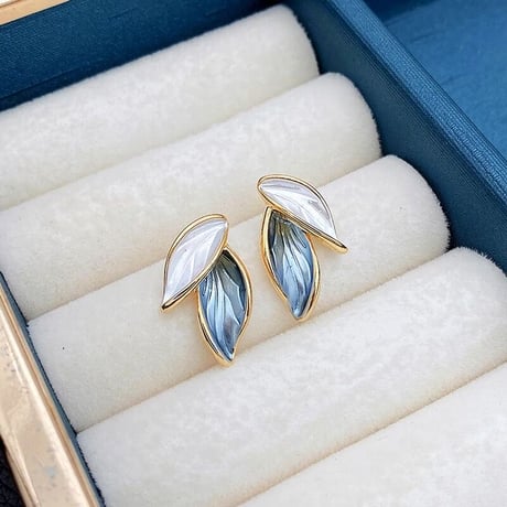 leaf pearlcolor pierce