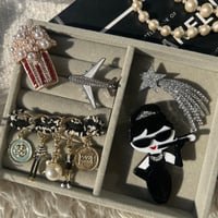 -2024-winter brooch