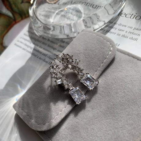 square stone jewelry pierce