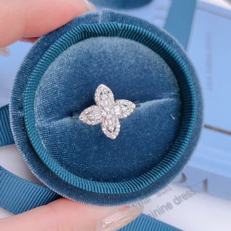 flower stone solid body ring