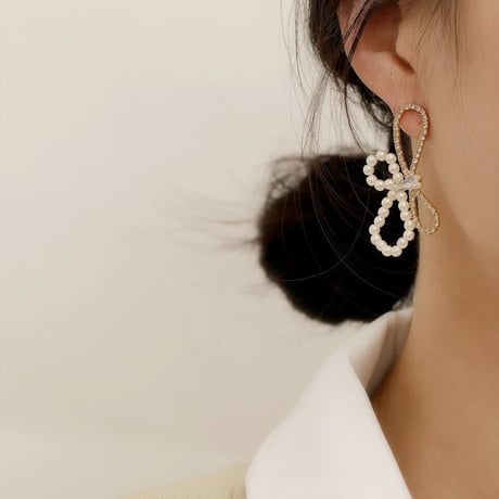 stone × pearl ribbon  pierce