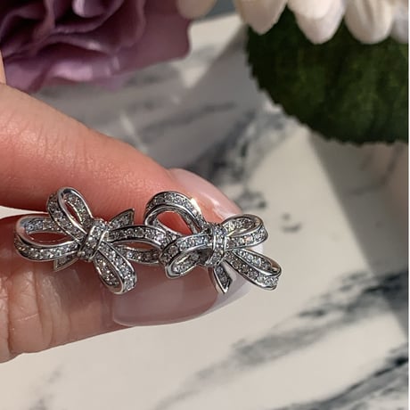 zirconia mini ribbon pierce