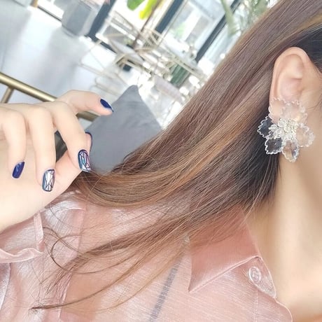 clear flower  pierce