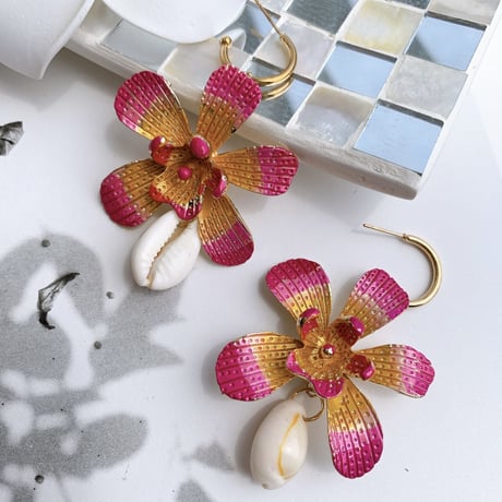 summer flower × shell pierce