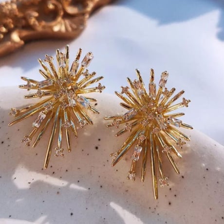 gold crystal pierce