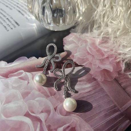ribbon pearl pierce