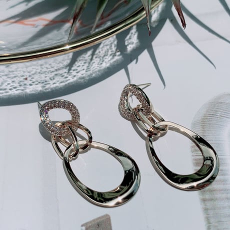 gold × stone loop  pierce