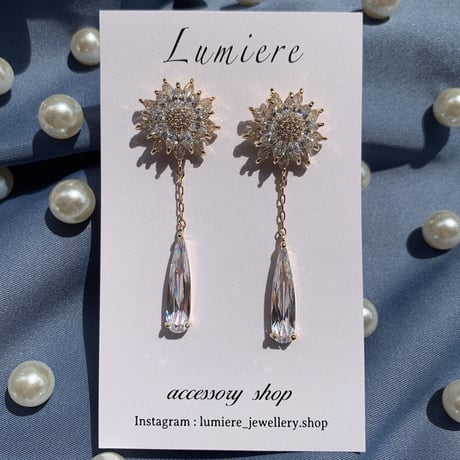 daisy long stone  pierce
