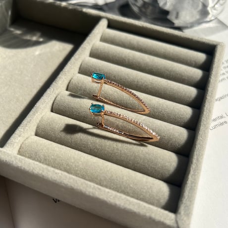 blue stone × pink gold pierce