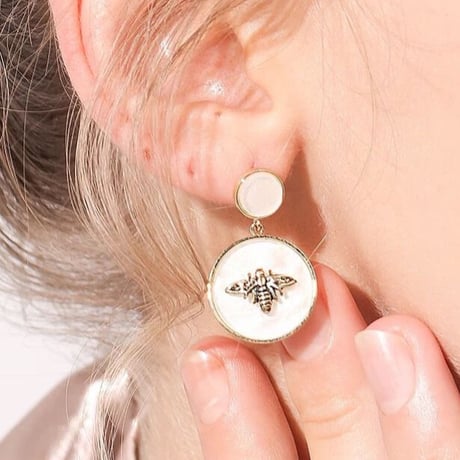 loop bee pierce