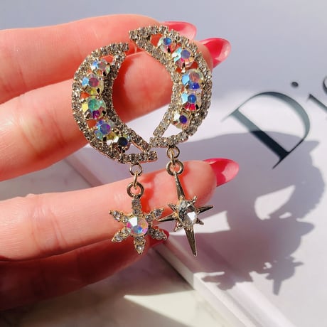 moon stone asymmetry pierce