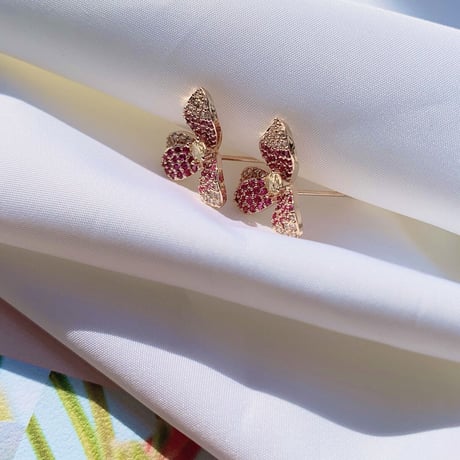 mini flower stone pierce