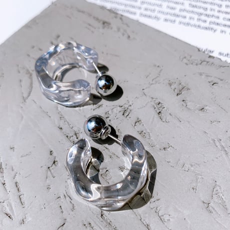 clear × silver ball catch pierce