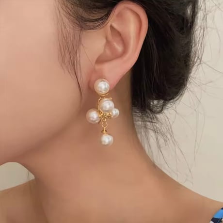 gold × pearl pierce