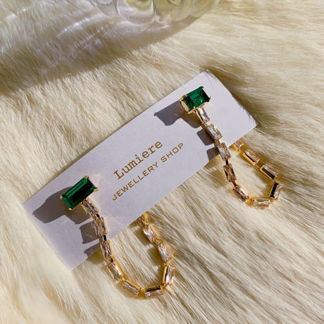 emerald square stone loop  pierce