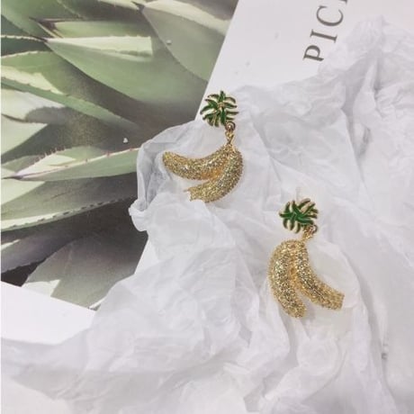 banana pierce