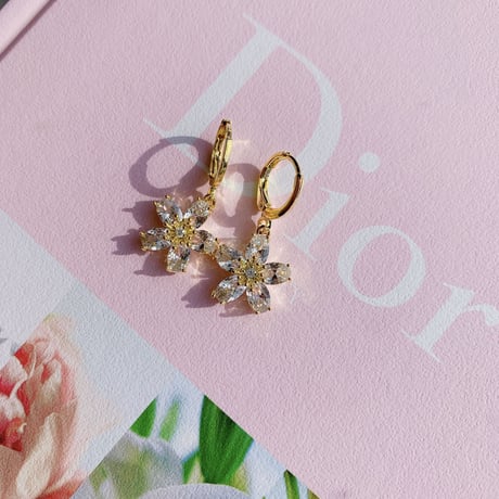 sakura  stone loop pierce