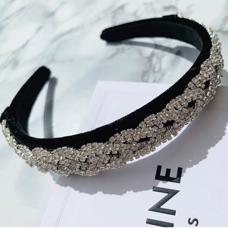 stone × velvet hair band