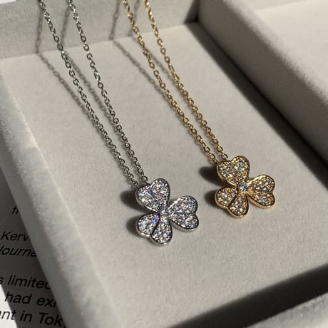 clover stone necklace