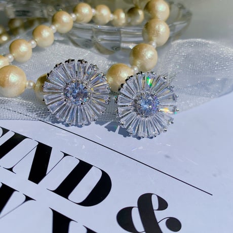 zirconia flower pierce