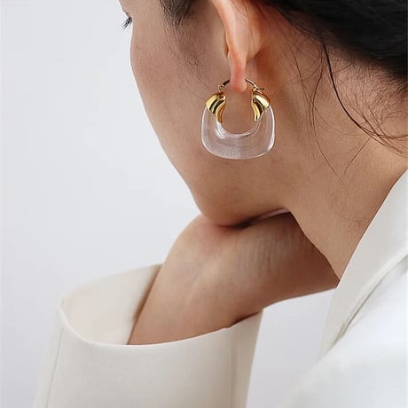 clear × gold hoop pierce