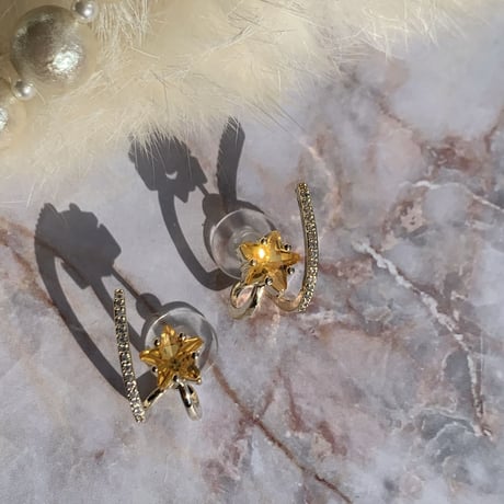 yellow star double stick pierce