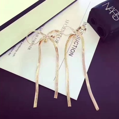 ribbon long pierce