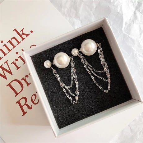 pearl catch chain pierce