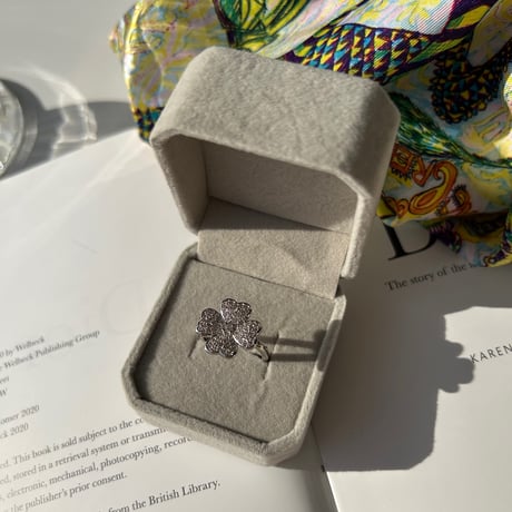 clover stone ring