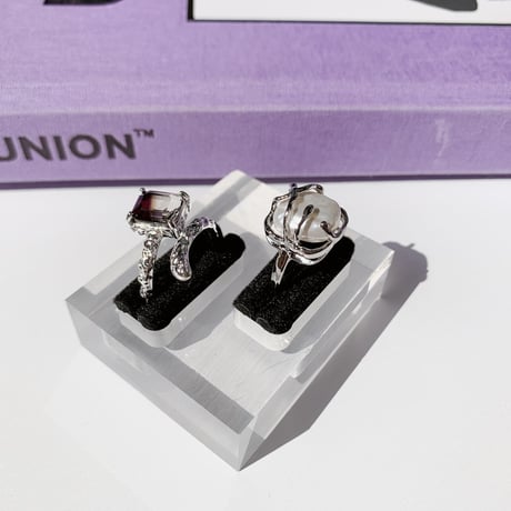 square baroque pearl ring