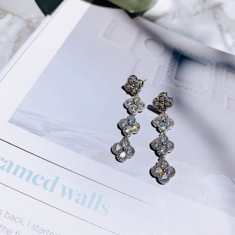 flower stone pierce