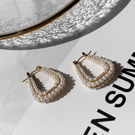 pearl square hoop pierce
