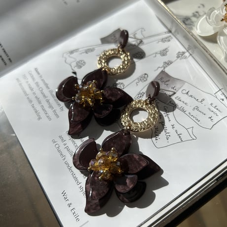 acryl flower lage pierce