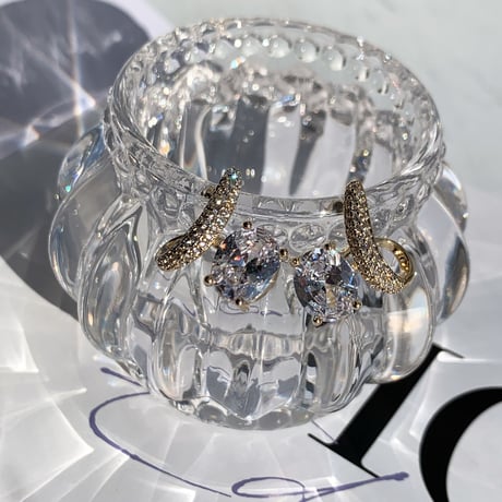 feeling of solidity stone pierce