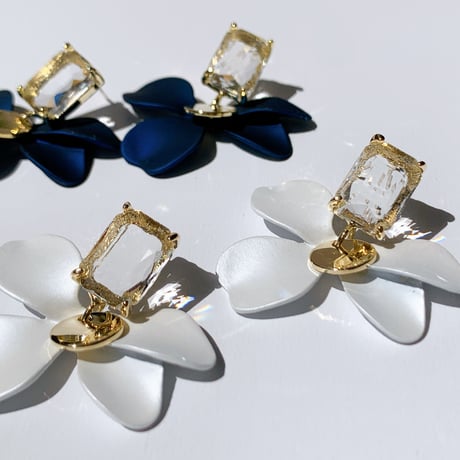 square clear petal pierce