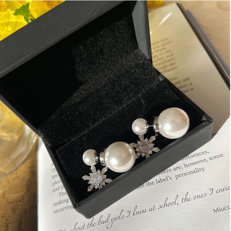 crystal stone pearl catch pierce