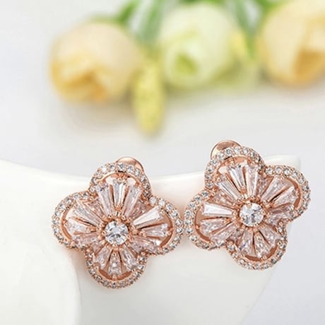 flower stone pierce