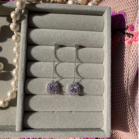 stone chain pierce