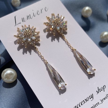 daisy long stone  pierce